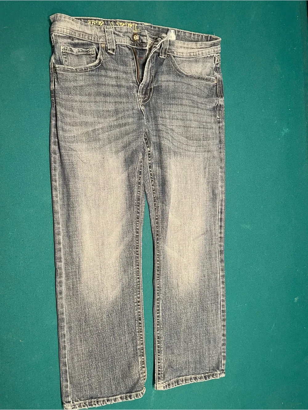 Slim Men’s Jeans in Light Washed Blue